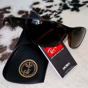 Ray-Ban tortoise shell polarized sunglasses
